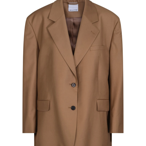 One and other beige Barry blazer