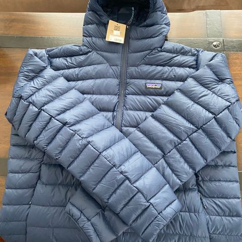 Patagonia Down Sweater Hoody