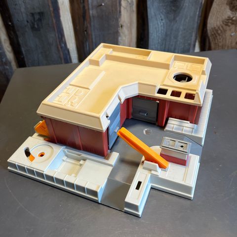 Fire station - Micro Machines