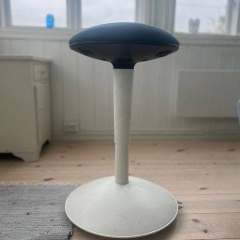IKEA nilserik ståstol (blå/hvit)