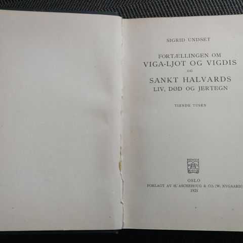 Sigrid Undset-Fortællingen om Viga-Ljot og Vigdis. 1925