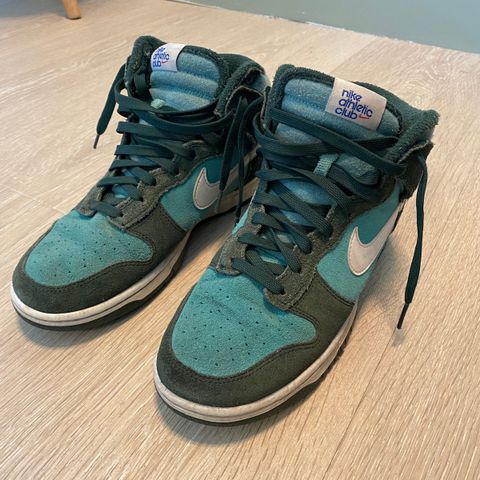 Nike Dunks