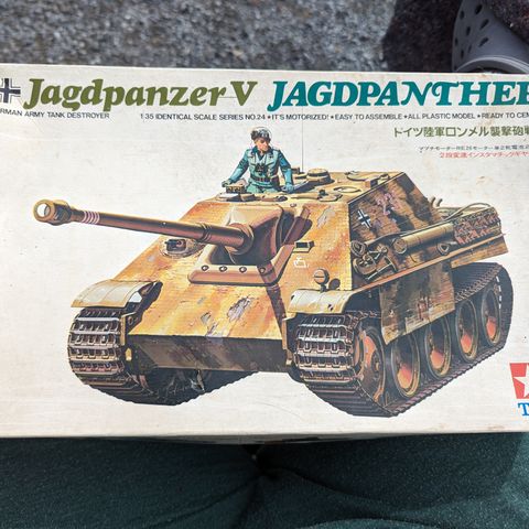 TAMIYA Jagdpanzer V Jagdpanther med elektromotor