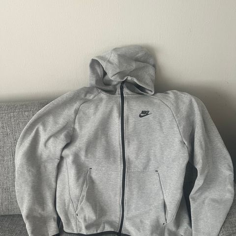 Nike tech fleece Herre L genser