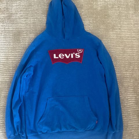 Levis hettegenser str 12-14 år