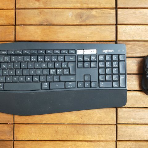 Bluetooth Wireless Gaming Keyboard and Mouse combo