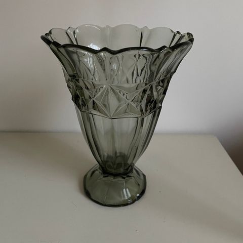 Vintage glassvase