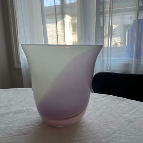 Nydelig vase i Murano glass stil!