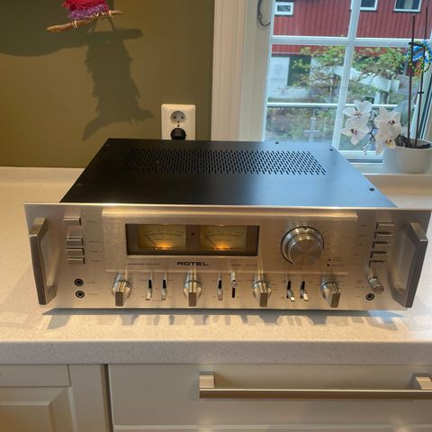 ROTEL RA-1412 monster receiver