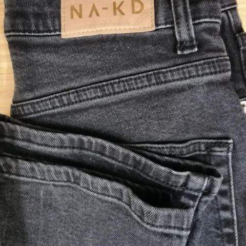 NA-KD High Waist Straight