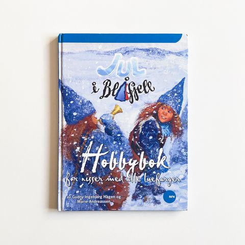 Jul i Blåfjell – Hobbybok for nisser med alle luefarger