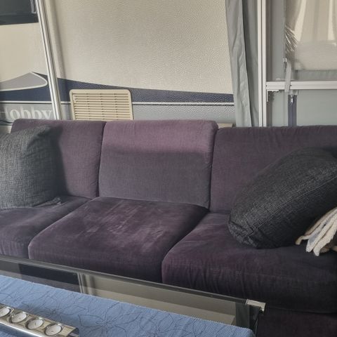 sofa og salong bord