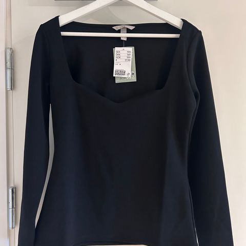 NY! Black blouse size M