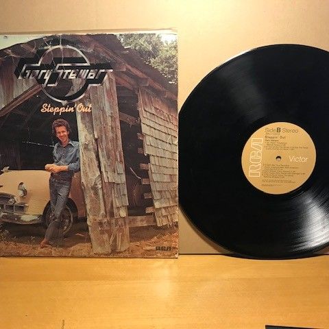Vinyl, Gary Stewart, Steppin out, APL1 1225