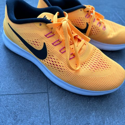 Nike free joggesko 🌼