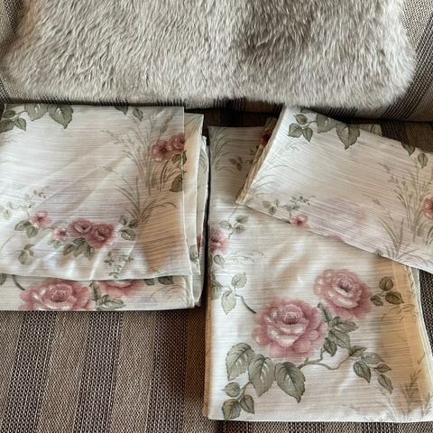 Vintage gardiner med blomstermotiv x4 (2 ulike lengder)
