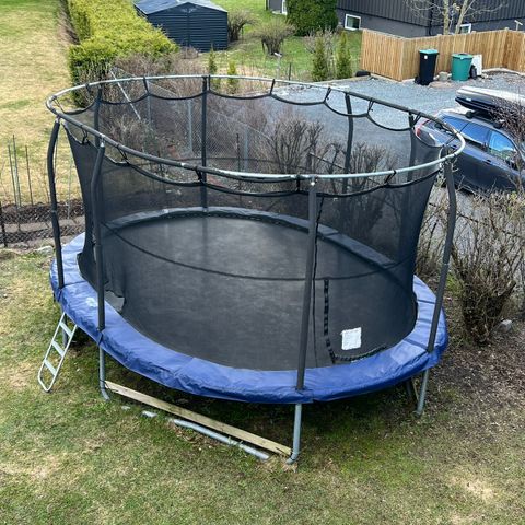 Jump King trampoline - Oval 4,3 x 5,2