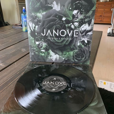 Janove - Artisten & Marlene