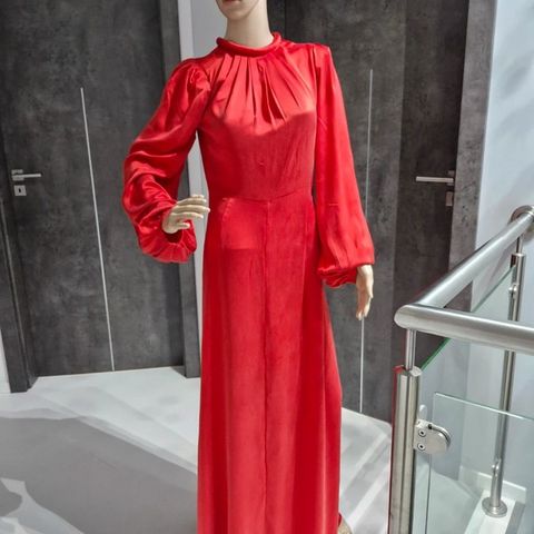 Pia Tjelta Ava Maxi Dress  100%silk S M
