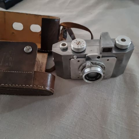 Derlux vintage gamle analog kamera
