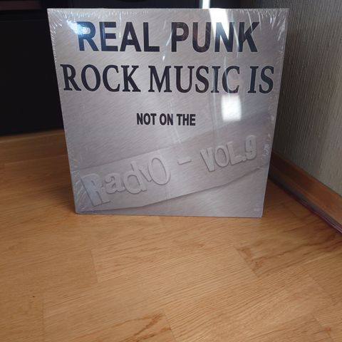 Real Punk Rock Music is not on the Radio Vol 9