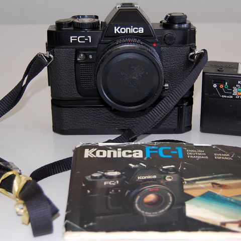 Konica FC 1,Konica Hexanon AR 1.8/40mmm Prime, Auto Winder FAR,X-24 Auto blits+