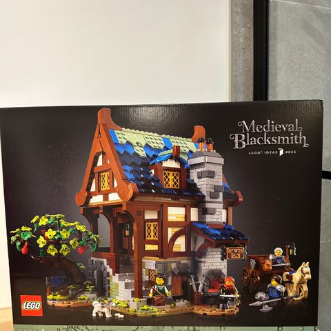 lego 21325 Medieval Blacksmith