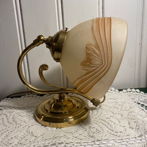 Vintage vegglampe fra Skytterholm