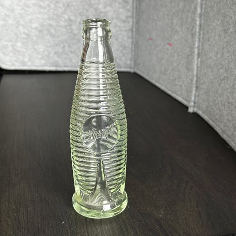 Happy Cola flaske - gammel glassflaske