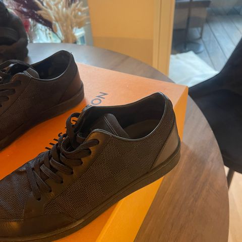 Louis Vuitton Sneakers