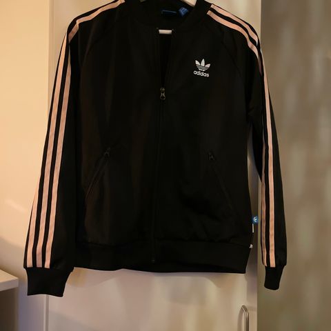 Adidas jakke limited edition