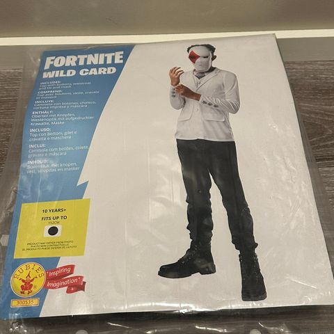 Kostume fra Fortnite i str 152 / 10år