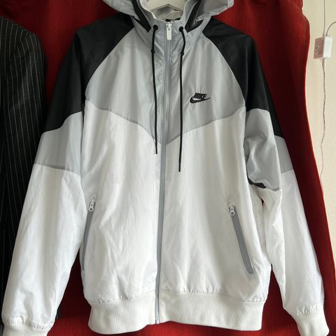 nike windbreaker skalljakke