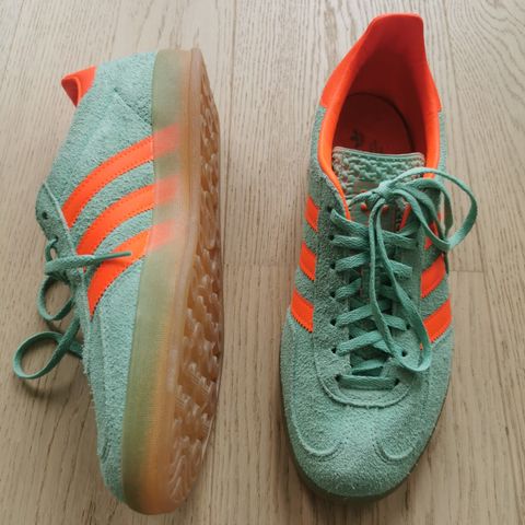 Adidas Gazelle Indoor sko, str 42 2/3