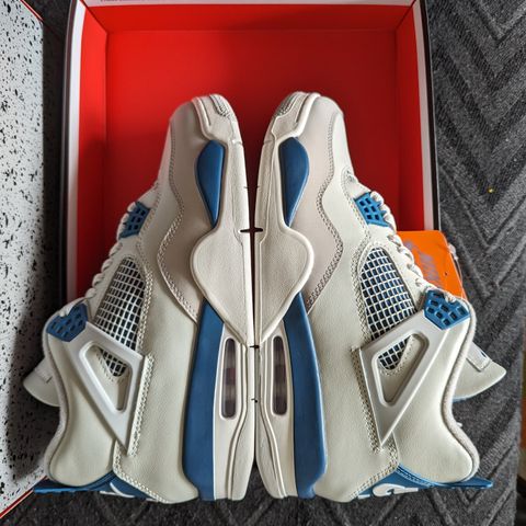 Jordan 4 Retro Off White/Military Blue str 44,5