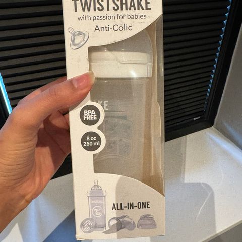 Twistshake anti colic flaske