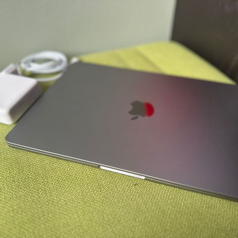 Apple MacBook Air 13.3 M2 8GB 512GB (Late 2022)