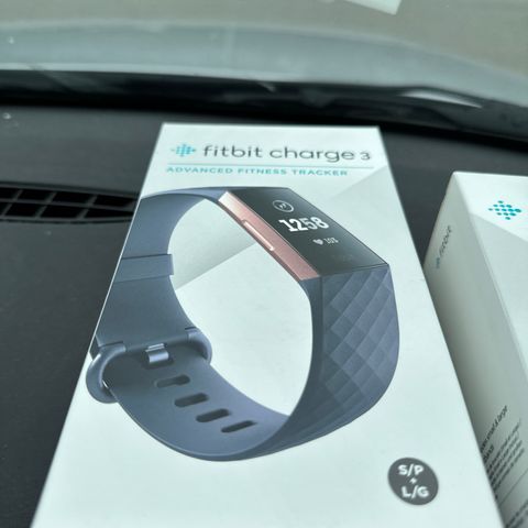 fitbit charge 3