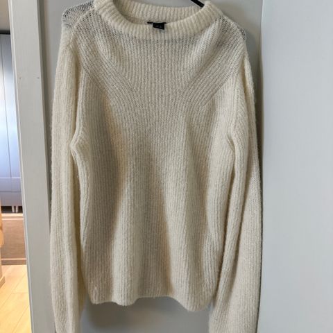 Myk genser fra Lindex
