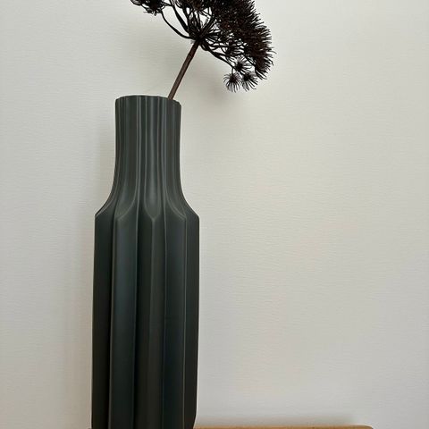 Høy vase/gulvvase