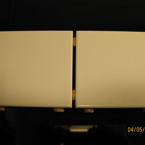 Hvite fliser, 10 cm x 10 cm, 70 stk.