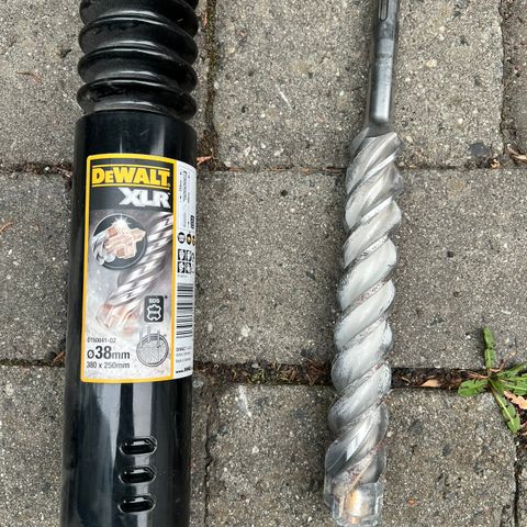 DeWalt XLR betong bor  38 mm   380 x 250mm