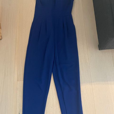 Jumpsuit str small