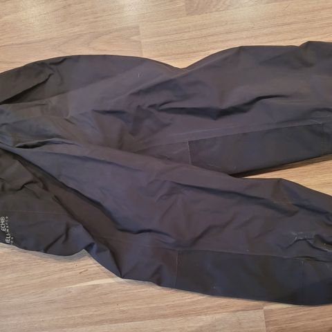 Helly hansen skallbukse str 104