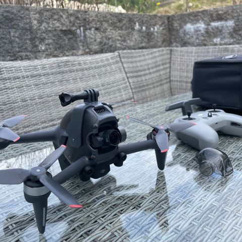 DJI fpv med kontroller og Googles v2!!