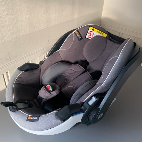 BeSafe babystol, småbarnsstol og isofix-base som passer begge