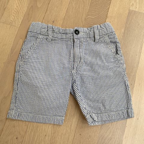 Meget pent brukt shorts str. 100 fra Benetton