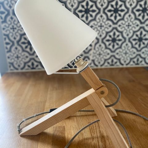 Spiff bordlampe fra Nothern Lightning