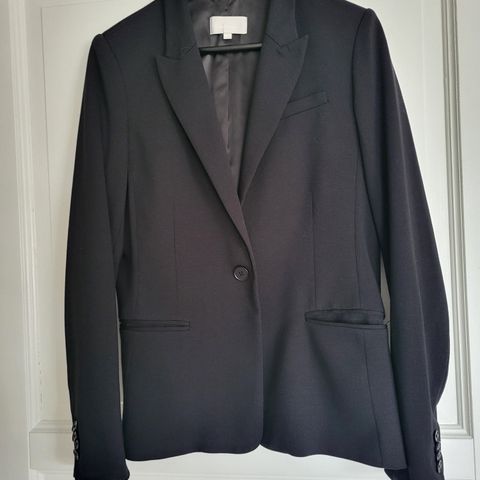 Enkeltspent blazer fra InWear str EUR 40