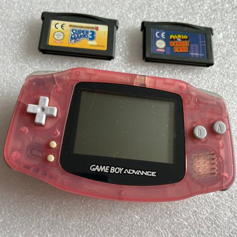 Gameboy advance med 2 spill - super mario 3 og Mario vs donkey kong